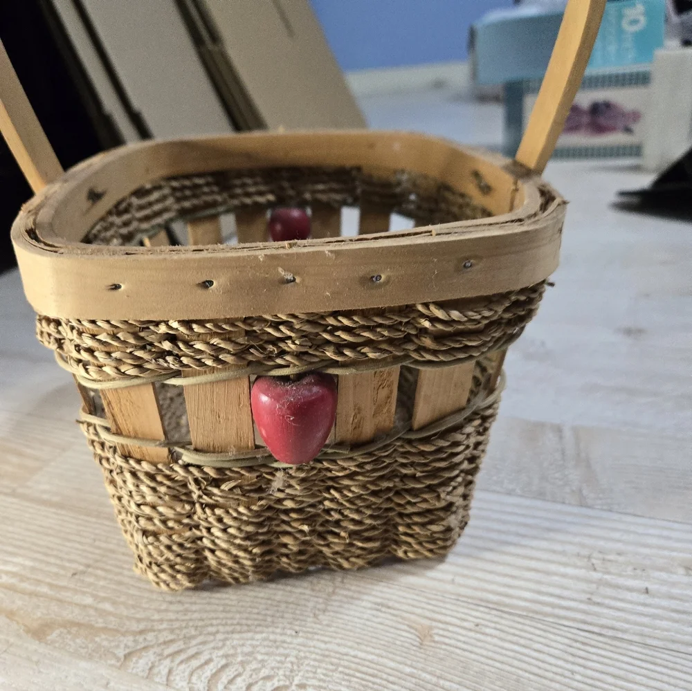 Vintage Woven Basket w/ Red Apple Accents